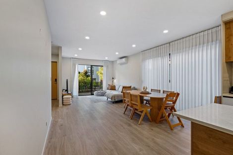 Photo of property in 43 Westgate Drive, Westgate, Auckland, 0614