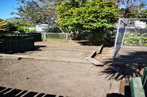 Photo of property in 2a Gebbie Road, Taradale, Napier, 4112