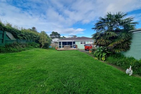 Photo of property in 5 Imogene Way, Half Moon Bay, Auckland, 2012