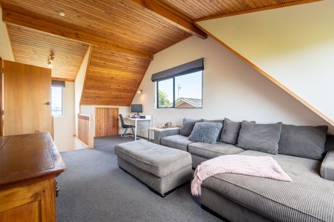 Photo of property in 49 Grand Vue Road, Kawaha Point, Rotorua, 3010