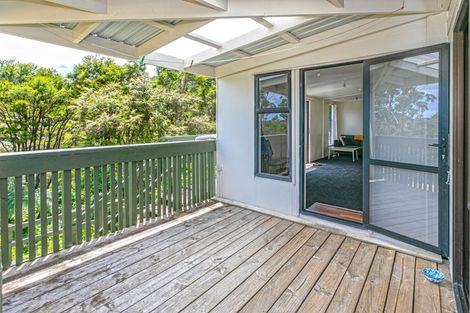 Photo of property in 420 Bellville Drive, Coromandel, 3506