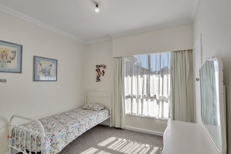 Photo of property in 16 Miro Street, Inglewood, 4330