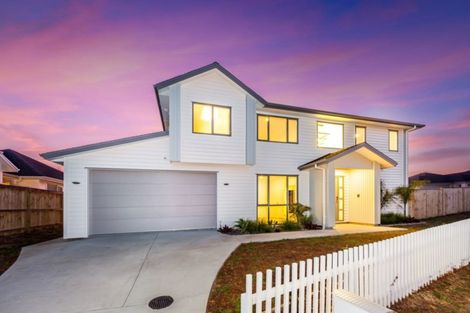 Photo of property in 17 Jack Hawken Lane, Silverdale, 0932