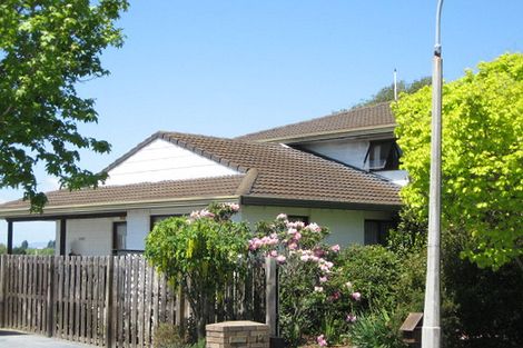 Photo of property in 8 Langham Place, Redwood, Christchurch, 8051