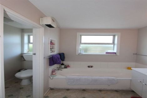 Photo of property in 6b Hurst Place, Parklands, Christchurch, 8083