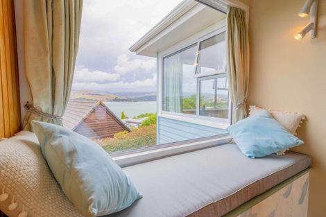 Photo of property in 25 Oak Avenue, Paremata, Porirua, 5024