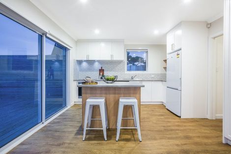 Photo of property in 5 Kaituna Street, Waitangirua, Porirua, 5024