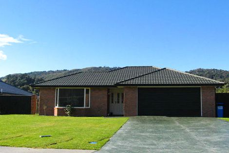 Photo of property in 13 Westvale Drive, Greymouth, 7805
