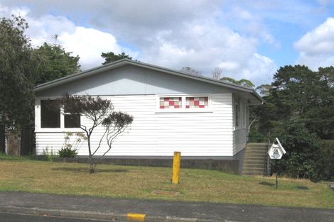 Photo of property in 58 Paragon Avenue, Beach Haven, Auckland, 0626