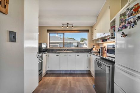 Photo of property in 15 Brecon Road, Stratford, 4332