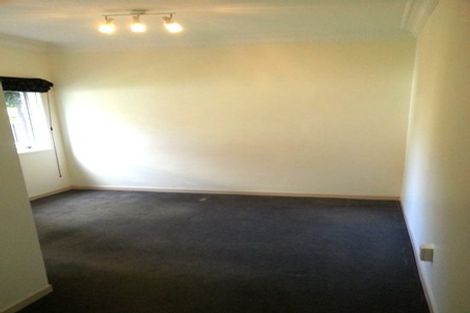 Photo of property in 8 Eclipse Place, Half Moon Bay, Auckland, 2012