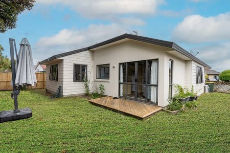 Photo of property in 2 Whinfell Lane, Nawton, Hamilton, 3200