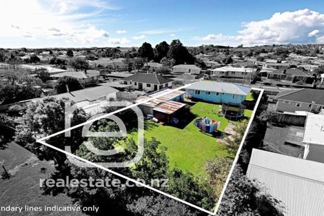 Photo of property in 33 Sutton Crescent, Papakura, 2110