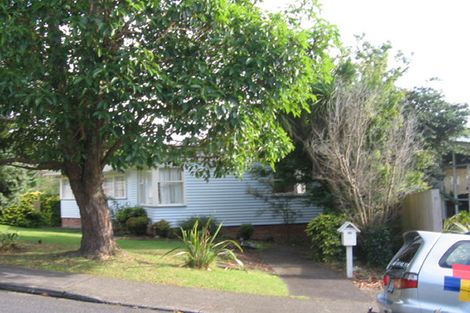 Photo of property in 40 Mcdowell Crescent, Hillcrest, Auckland, 0627