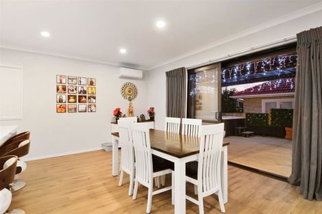 Photo of property in 144a Hutchinson Avenue, New Lynn, Auckland, 0600