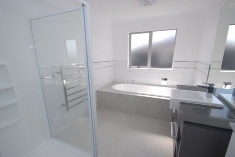 Photo of property in 101 Mackay Drive, Greenhithe, Auckland, 0632