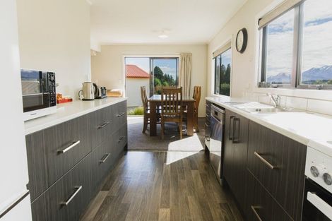 Photo of property in 15 Hamilton Drive, Lake Tekapo, 7999