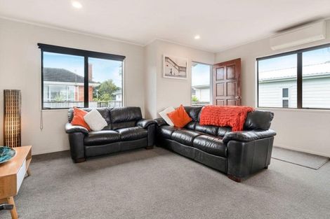 Photo of property in 44b Matipo Road, Te Atatu Peninsula, Auckland, 0610