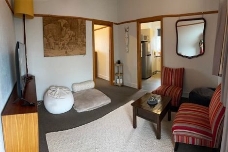 Photo of property in Devonport Apartments, 42/127 Saint Aubyn Street, New Plymouth, 4310