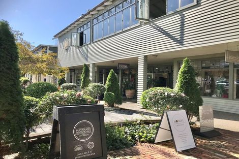 Photo of property in 37 Laly Haddon Place, Matakana, 0985