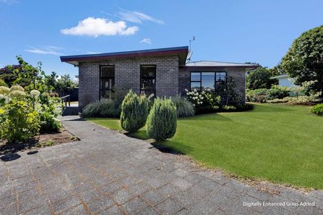 Photo of property in 20 Whakapaki Street, Urenui, 4375