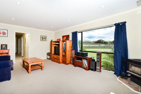 Photo of property in 50 Omana Avenue, Shelly Beach, Helensville, 0874