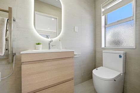 Photo of property in 6 Aoraki Crescent, Albany Heights, Auckland, 0632