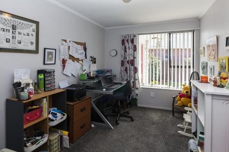 Photo of property in 1/106 Burwood Road, Burwood, Christchurch, 8083