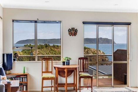 Photo of property in 25 Richard Street, Titahi Bay, Porirua, 5022