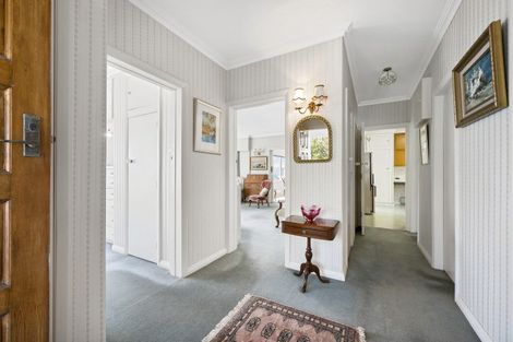 Photo of property in 4 Maida Vale Road, Roseneath, Wellington, 6011