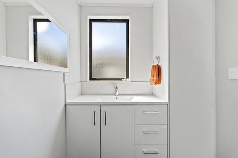 Photo of property in 1 Rea Grove, Turangi, 3334