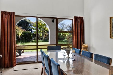 Photo of property in 116 Weraroa Road, Waverley, 4510