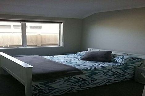 Photo of property in 330 Grenada Street, Papamoa Beach, Papamoa, 3118