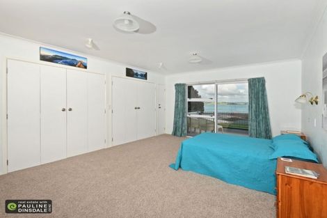 Photo of property in 10 Waikaraka Beach Road, Tamaterau, Whangarei, 0174
