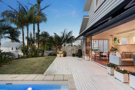 Photo of property in 32 Franklin Road, Freemans Bay, Auckland, 1011