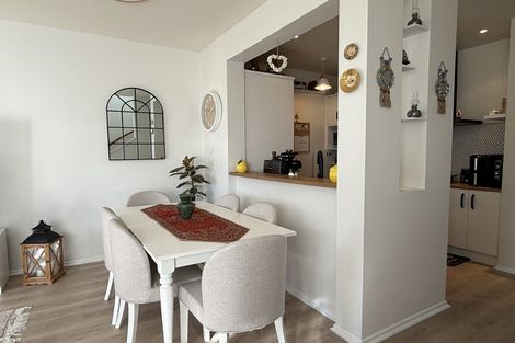 Photo of property in 116/2 Armoy Drive, East Tamaki, Auckland, 2016
