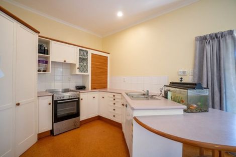 Photo of property in 253 College Street, West End, Palmerston North, 4412