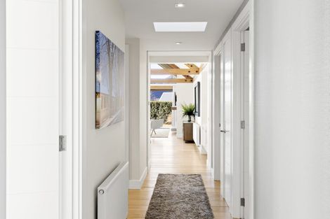 Photo of property in 2 Taramea Lane, Arrowtown, 9371