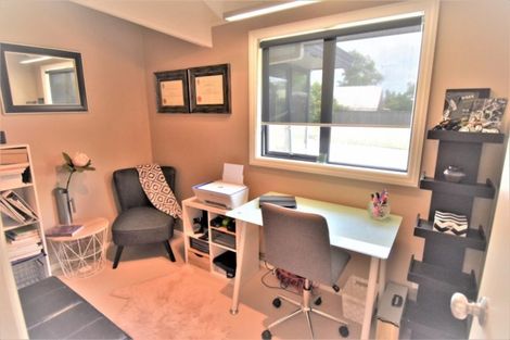 Photo of property in 372 Arapaepae Road South, Levin, 5571