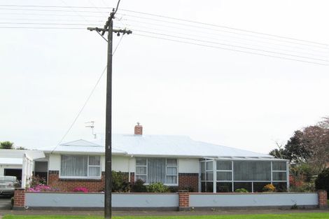 Photo of property in 75 Domett Street, Waitara, 4320