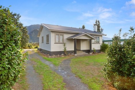 Photo of property in 8 Stanley Avenue, Te Aroha, 3320