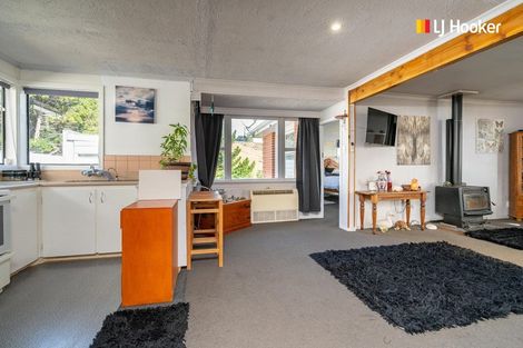 Photo of property in 26 Tomkins Street, Green Island, Dunedin, 9018