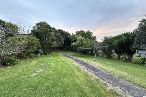Photo of property in 34 Sutherland Road, Point Chevalier, Auckland, 1025