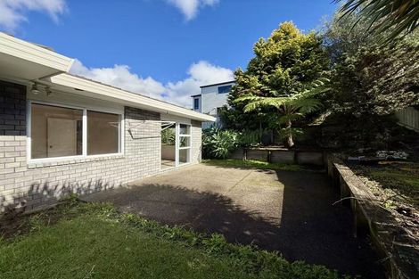 Photo of property in 22 Millstream Drive, Henderson, Auckland, 0610