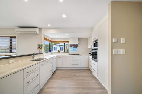 Photo of property in 35 Taharepa Road, Hilltop, Taupo, 3330