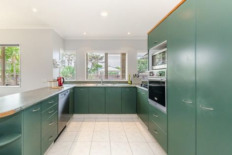 Photo of property in 17 Te Kupe Road, Paraparaumu Beach, Paraparaumu, 5032