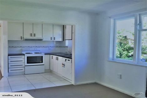 Photo of property in 44 Hutchinson Avenue, New Lynn, Auckland, 0600