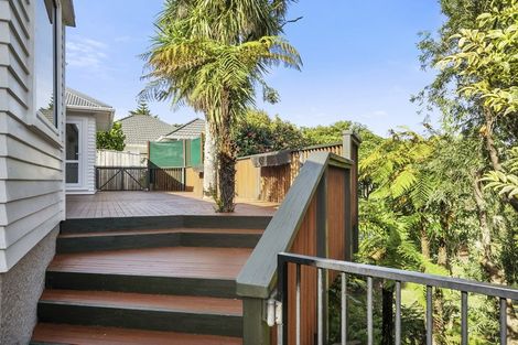 Photo of property in 10 Karaka Grove, Raumati Beach, Paraparaumu, 5032