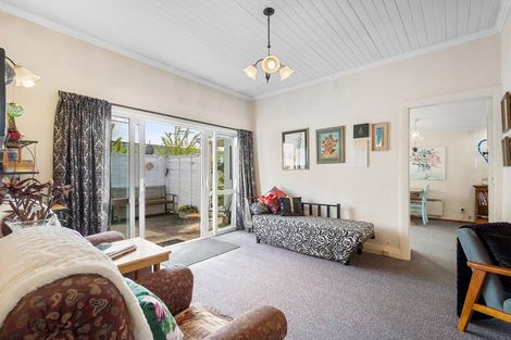 Photo of property in 5 Dryden Street, Normanby, Dunedin, 9010