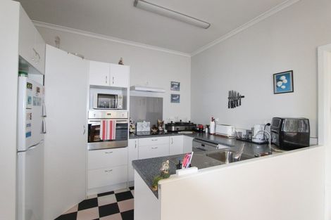 Photo of property in 93 Tyndall Street, Pahiatua, 4910